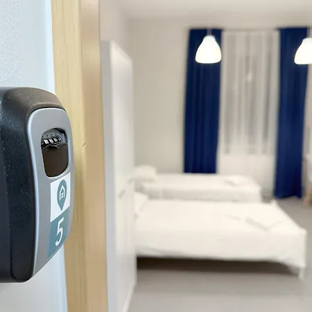 Mobirooms - I Aparthotel Wroclaw